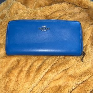 Royal blue Coach wallet 💙